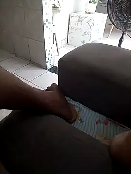 Snapshot of Rosabela04 chatting on September 27, 2025, 11:38 am Rosabela04 online show from September 27, 2025, 11:38 am