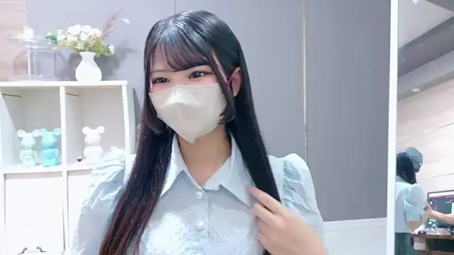 Snapshot of Ruru-shuv chatting on September 30, 2025, 9:26 am Ruru-shuv online show from September 30, 2025, 9:26 am