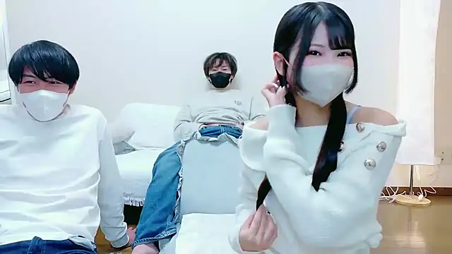 Snapshot of Ruru-shuv chatting on November 16, 2025, 11:48 am Ruru-shuv online show from November 16, 2025, 11:48 am