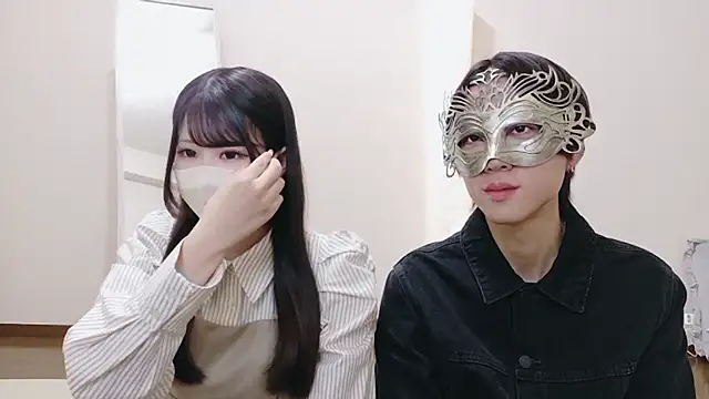 Snapshot of Ruru-shuv chatting on October 19, 2025, 11:13 am Ruru-shuv online show from October 19, 2025, 11:13 am