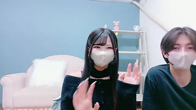 Snapshot of Ruru-shuv chatting on November 19, 2025, 10:37 am Ruru-shuv online show from November 19, 2025, 10:37 am