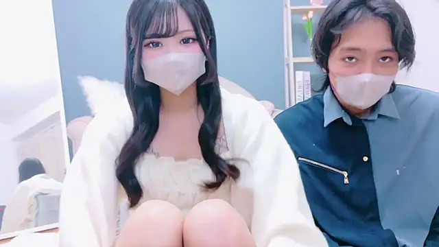 Snapshot of Ruru-shuv chatting on November 22, 2025, 8:24 am Ruru-shuv online show from November 22, 2025, 8:24 am