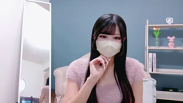 Snapshot of Ruru-shuv chatting on October 28, 2025, 9:30 am Ruru-shuv online show from October 28, 2025, 9:30 am