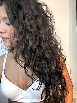 Snapshot of Lyria_Diamond chatting on October 23, 2025, 3:38 am Lyria Diamond online show from October 23, 2025, 3:38 am