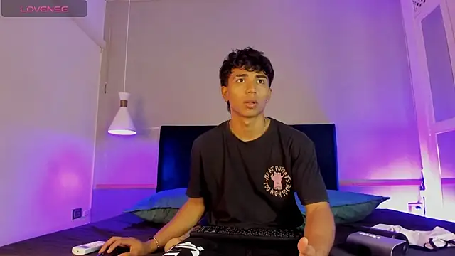 Snapshot of Jaycob_Black1 chatting on November 9, 2025, 11:58 am Jaycob Black1 online show from November 9, 2025, 11:58 am