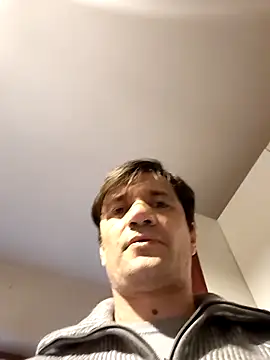 Snapshot of eu377@xh chatting on May 12, 2026, 5:41 pm eu377xh online show from May 12, 2026, 5:41 pm