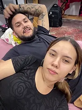 coupleyys online show from November 16, 2025, 11:30 pm