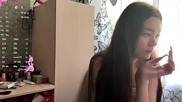 Cuteviola online show from June 2, 2026, 12:43 am