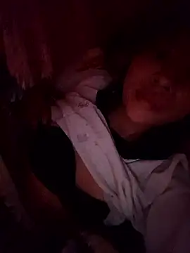 -Miu-98 online show from January 15, 2026, 10:57 pm