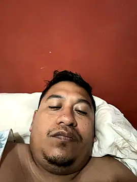 Snapshot of dannybs05 chatting on October 8, 2025, 2:51 pm dannybs05 online show from October 8, 2025, 2:51 pm