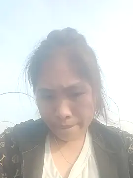 Luyen004 online show from November 30, 2025, 1:17 am