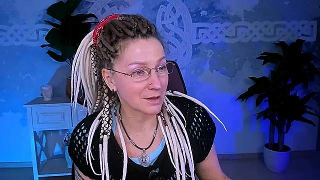 UmaSpace online show from December 15, 2025, 5:13 am