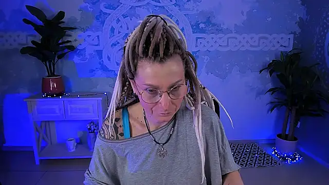 UmaSpace online show from April 27, 2026, 5:16 am