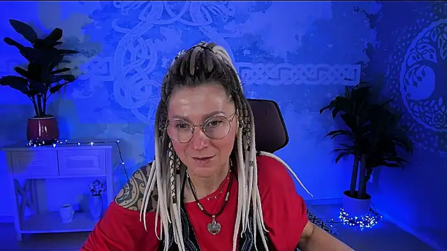 Snapshot of UmaSpace chatting on May 12, 2026, 5:15 am UmaSpace online show from May 12, 2026, 5:15 am