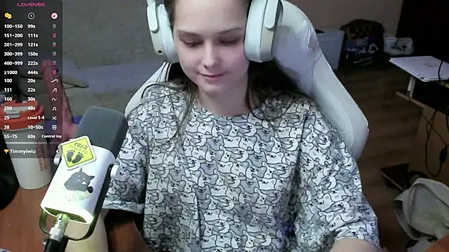 Snapshot of SharybbFace chatting on February 1, 2026, 3:10 pm SharybbFace online show from February 1, 2026, 3:10 pm