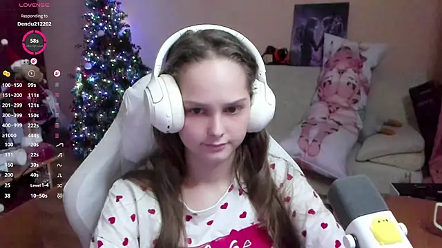 Snapshot of SharybbFace chatting on December 16, 2025, 3:16 pm SharybbFace online show from December 16, 2025, 3:16 pm