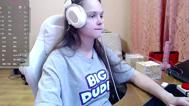 Snapshot of SharybbFace chatting on October 30, 2025, 3:09 pm SharybbFace online show from October 30, 2025, 3:09 pm