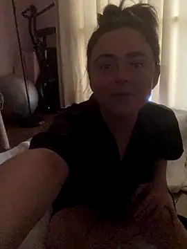 Snapshot of Mia_Winters chatting on November 15, 2025, 2:54 pm Mia Winters online show from November 15, 2025, 2:54 pm