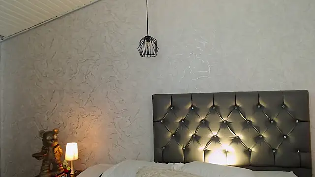 Sabriinaa Foxx online show from April 4, 2026, 3:40 pm