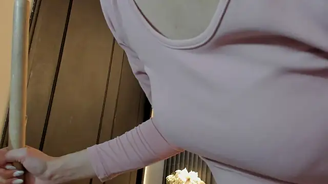 joselin rouse online show from March 30, 2026, 12:39 pm