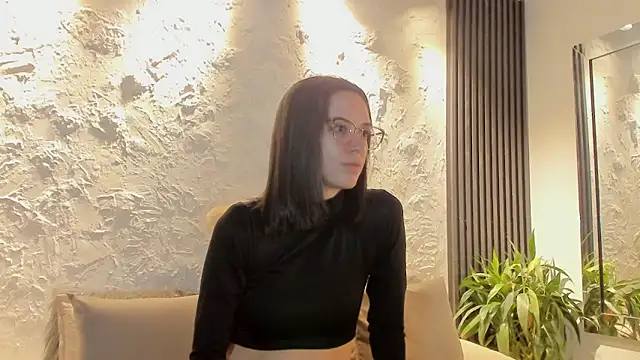 Snapshot of joselin_rouse chatting on February 13, 2026, 12:27 pm joselin rouse online show from February 13, 2026, 12:27 pm