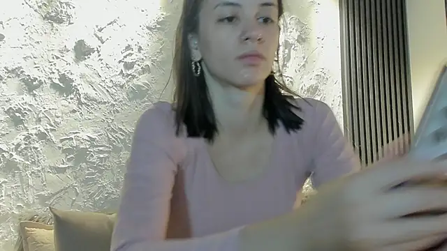 Snapshot of joselin_rouse chatting on February 18, 2026, 12:23 pm joselin rouse online show from February 18, 2026, 12:23 pm