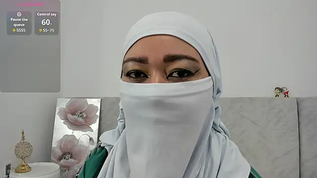Snapshot of Jadiya_ chatting on October 16, 2025, 12:13 pm Jadiya online show from October 16, 2025, 12:13 pm