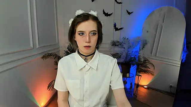 Snapshot of MorgyAsuna_ chatting on October 23, 2025, 1:32 pm MorgyAsuna online show from October 23, 2025, 1:32 pm