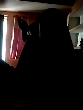 Snapshot of monarani5986 chatting on October 24, 2025, 6:23 am monarani5986 online show from October 24, 2025, 6:23 am