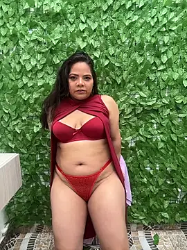 Snapshot of ROUSE_SINCLAIR chatting on February 19, 2026, 4:04 pm ROUSE SINCLAIR online show from February 19, 2026, 4:04 pm