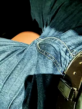 lickingspecilist online show from September 18, 2025, 12:41 pm