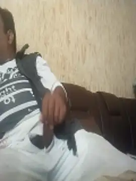 Naughty gaurav online show from November 20, 2025, 6:14 am