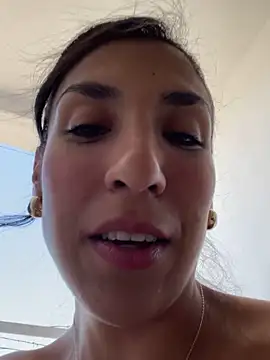 Snapshot of MaddyX__ chatting on November 26, 2025, 7:58 pm MaddyX online show from November 26, 2025, 7:58 pm