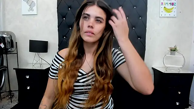 isabel 09 online show from May 14, 2026, 8:06 pm
