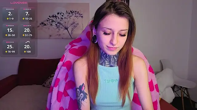 Snapshot of LilithPoison chatting on September 14, 2025, 9:26 pm LilithPoison online show from September 14, 2025, 9:26 pm