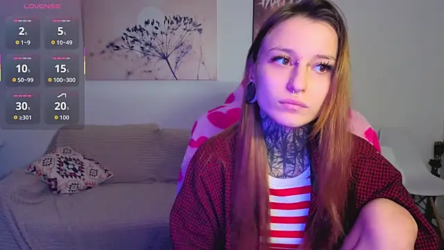 Snapshot of LilithPoison chatting on September 16, 2025, 4:19 pm LilithPoison online show from September 16, 2025, 4:19 pm