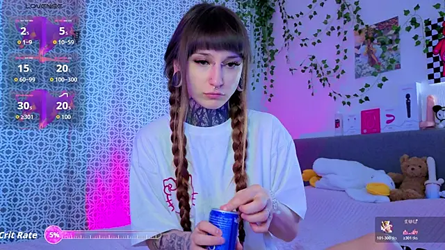 Snapshot of LilithPoison chatting on May 7, 2026, 6:00 pm LilithPoison online show from May 7, 2026, 6:00 pm