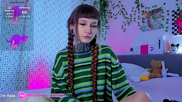 Snapshot of LilithPoison chatting on May 28, 2026, 2:41 am LilithPoison online show from May 28, 2026, 2:41 am