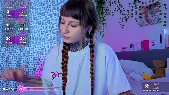 Snapshot of LilithPoison chatting on June 6, 2026, 6:13 pm LilithPoison online show from June 6, 2026, 6:13 pm