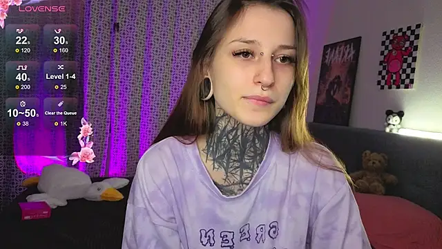 Snapshot of LilithPoison chatting on October 8, 2025, 6:08 pm LilithPoison online show from October 8, 2025, 6:08 pm