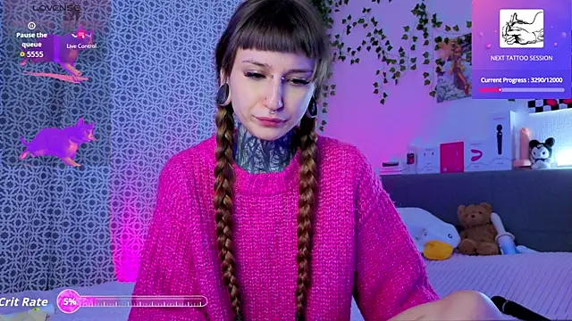 Snapshot of LilithPoison chatting on May 22, 2026, 7:23 pm LilithPoison online show from May 22, 2026, 7:23 pm