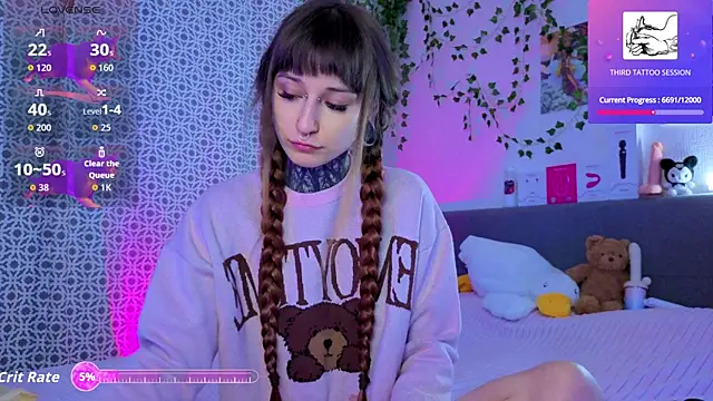 Snapshot of LilithPoison chatting on May 1, 2026, 6:13 pm LilithPoison online show from May 1, 2026, 6:13 pm