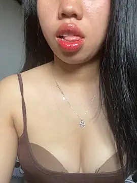 Snapshot of Rose-babyx chatting on July 12, 2026, 2:34 am Rose-babyx online show from July 12, 2026, 2:34 am