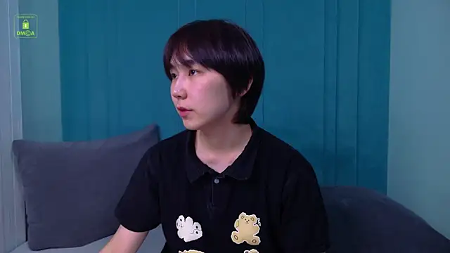 HeejinWang online show from April 14, 2026, 8:03 pm