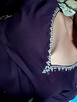 Aaisha-16 online show from April 3, 2026, 4:41 am