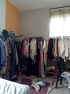 estradiolist online show from March 29, 2026, 12:12 am