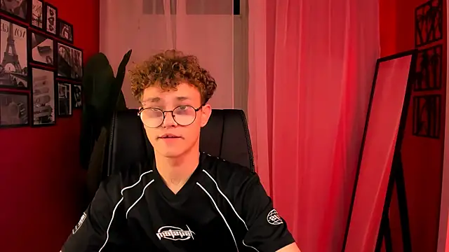 NathanCurl online show from November 7, 2025, 11:04 am