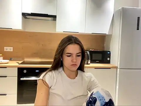 Snapshot of FavorLeila chatting on October 29, 2025, 2:16 pm FavorLeila online show from October 29, 2025, 2:16 pm