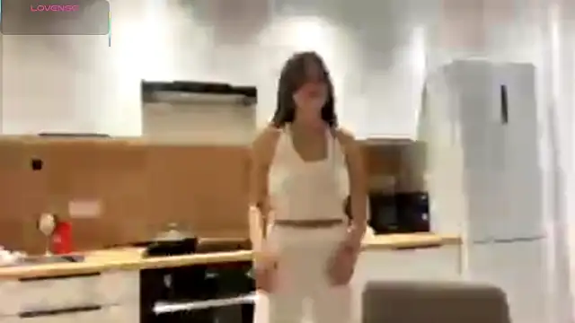 Snapshot of FavorLeila chatting on September 26, 2025, 2:24 pm FavorLeila online show from September 26, 2025, 2:24 pm