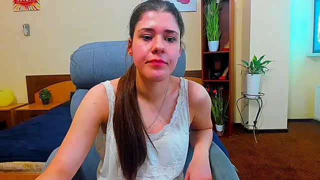 Snapshot of Joannia chatting on November 6, 2025, 8:07 am Joannia online show from November 6, 2025, 8:07 am